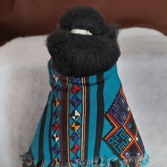 Handcrafted Navajo Cloth Folk Doll with Baby, Signed by Sylvana Nelson - Picture 2 of 5
